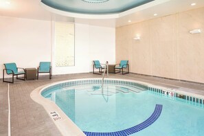 Indoor pool - SpringHill Suites Philadelphia Airport Ridley Park (Ridley Park)