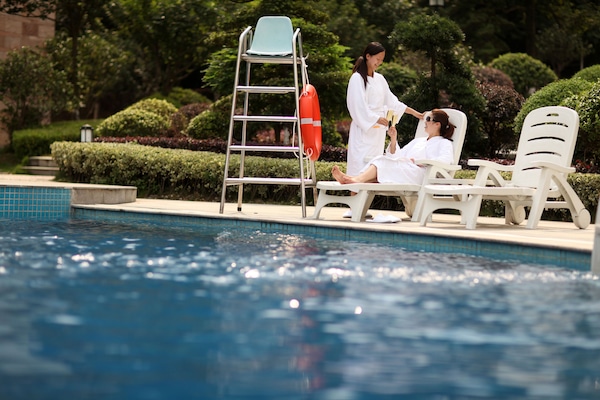 Outdoor pool, sun loungers