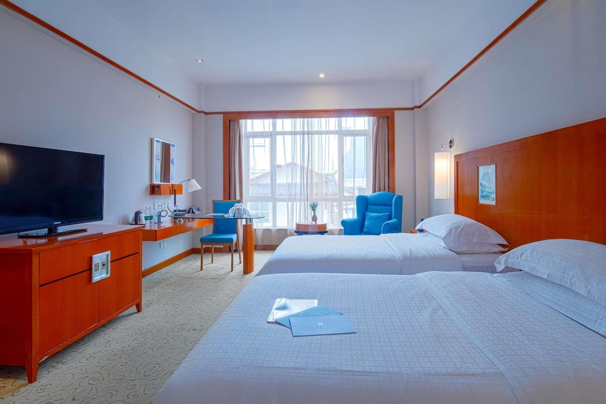 Superior Room, 2 Twin Beds | Premium bedding, in-room safe, desk, soundproofing