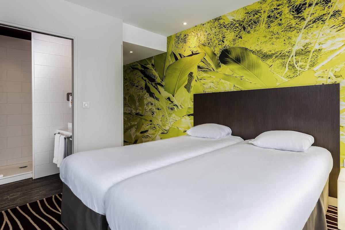 Twin Room, 2 Single Beds