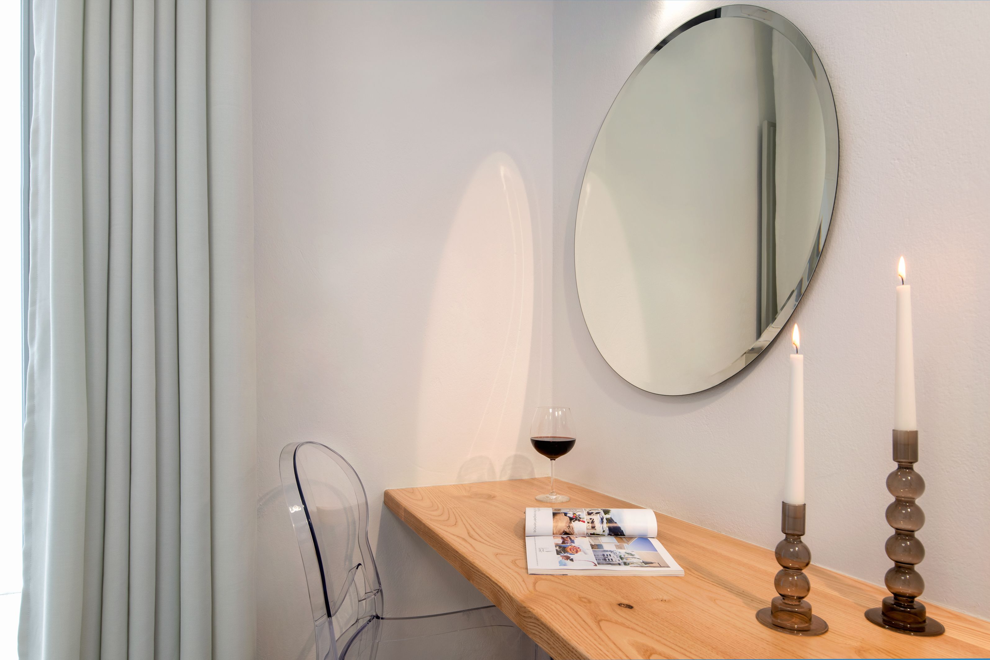 1 bedroom, egyptian cotton sheets, pillow-top beds, in-room safe