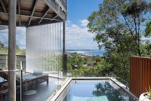 4 Bedroom Grande Villa | Balcony