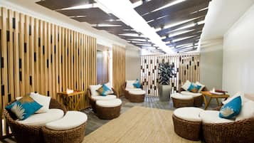 Couples treatment room(s), body treatments, hydrotherapy, aromatherapy