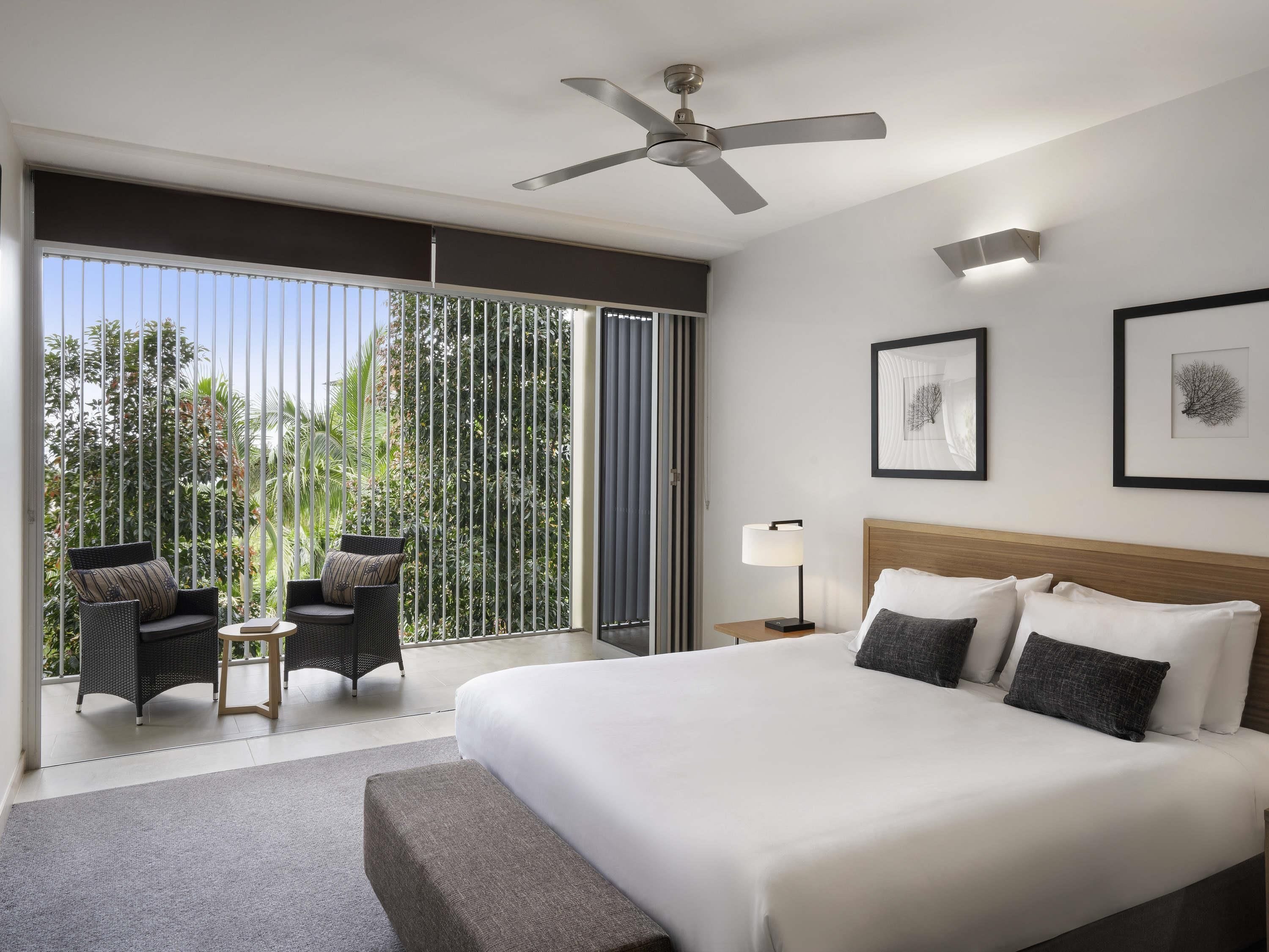 Deluxe Apartment, 3 Bedrooms | Premium bedding, Select Comfort beds, in-room safe, iron/ironing board