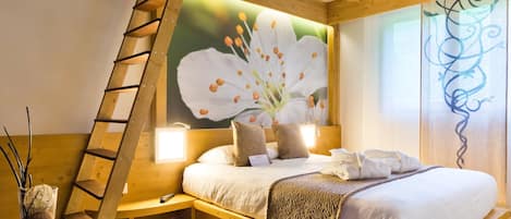Suíte (Mezzanine) | Roupas de cama premium, escrivaninha, quartos à prova de som