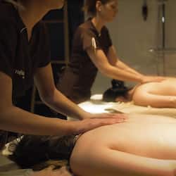 Couples treatment room(s), hot tub, steam room, Turkish bath/hammam