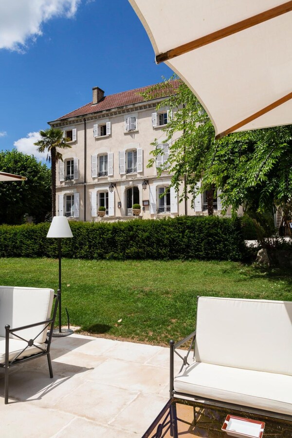 Domaine De Clairefontaine - Givors