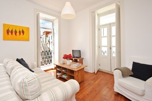 Hello Lisbon City Apartments
