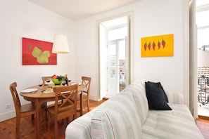 Appartement, 1 chambre | Lits bébé (en supplément), lits pliants/supplémentaires, Wi-Fi gratuit