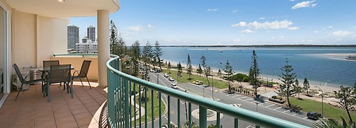 Royal Pacific Resort