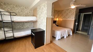 Family Double Room | Minibar, in-room safe, desk, free WiFi