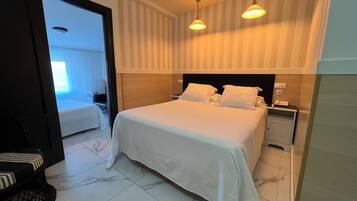 Minibar, caja de seguridad en la habitación, escritorio y wifi gratis