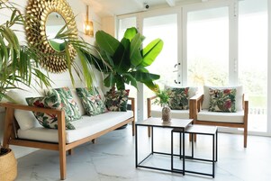 Zona de estar del vestíbulo