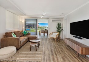 Deluxe Apartment, 2 Bedrooms | Living area | 42-inch flat-screen TV with cable channels, TV