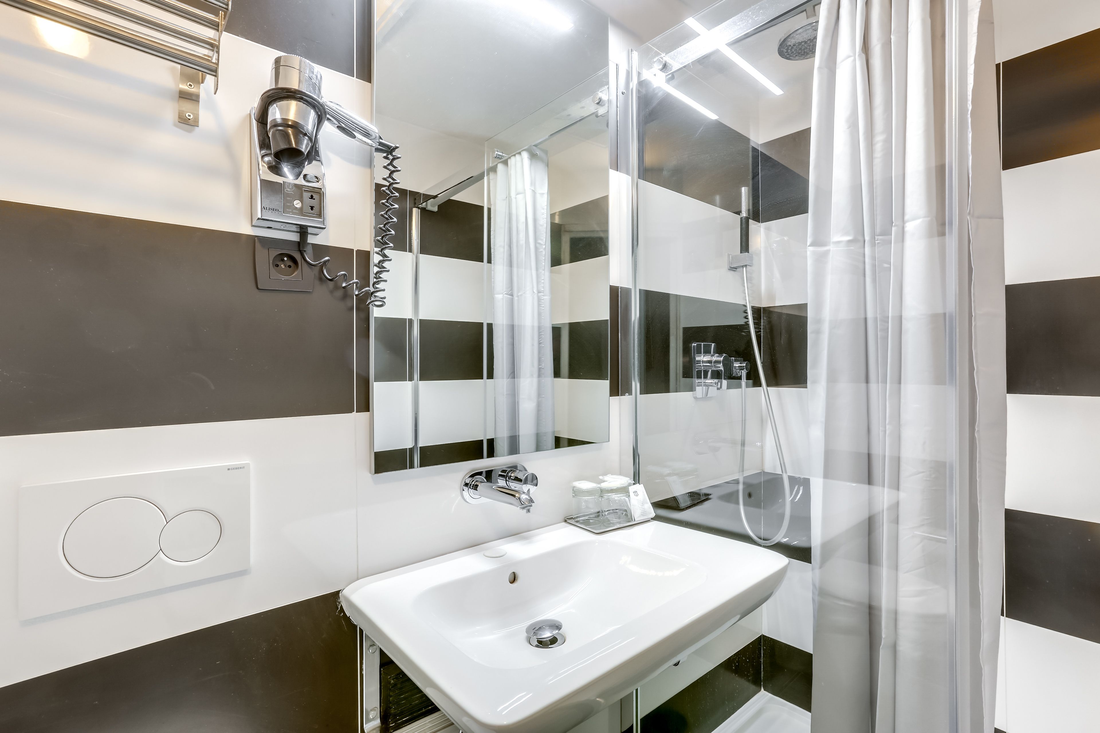 triple room, multiple beds | bathroom | hair dryer, towels