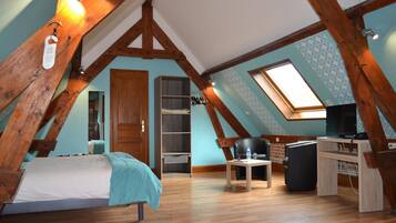 Loft Double Room | Minibar, in-room safe, free WiFi, bed sheets