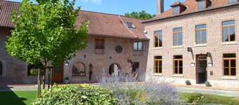 Le Domaine des Cigognes