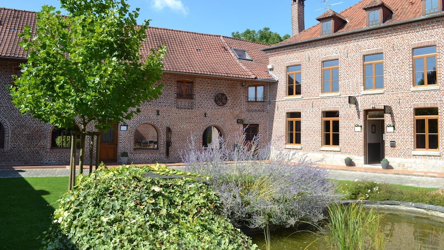 Le Domaine des Cigognes