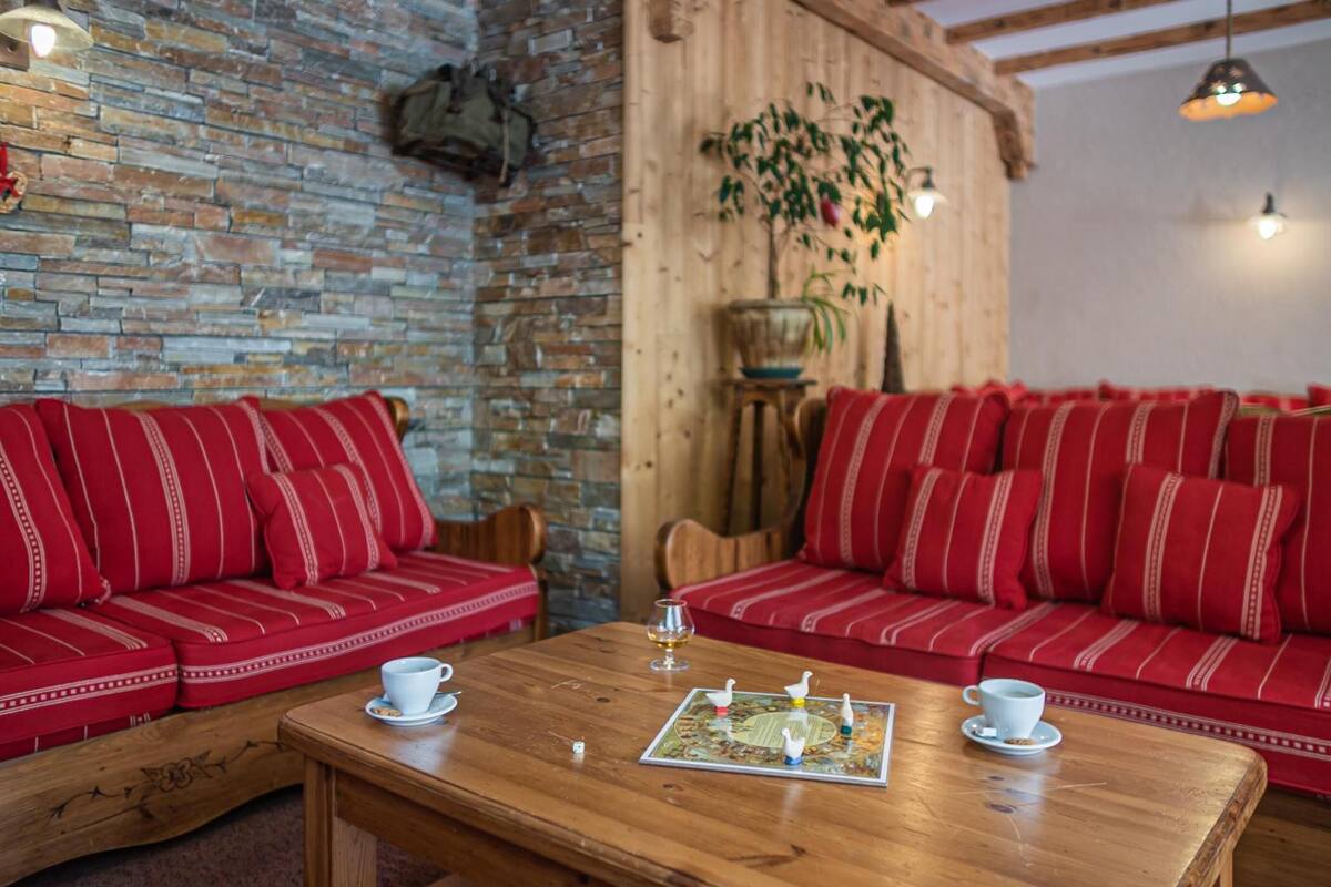 82-cm flat-screen tv with digital channels, tv, table football