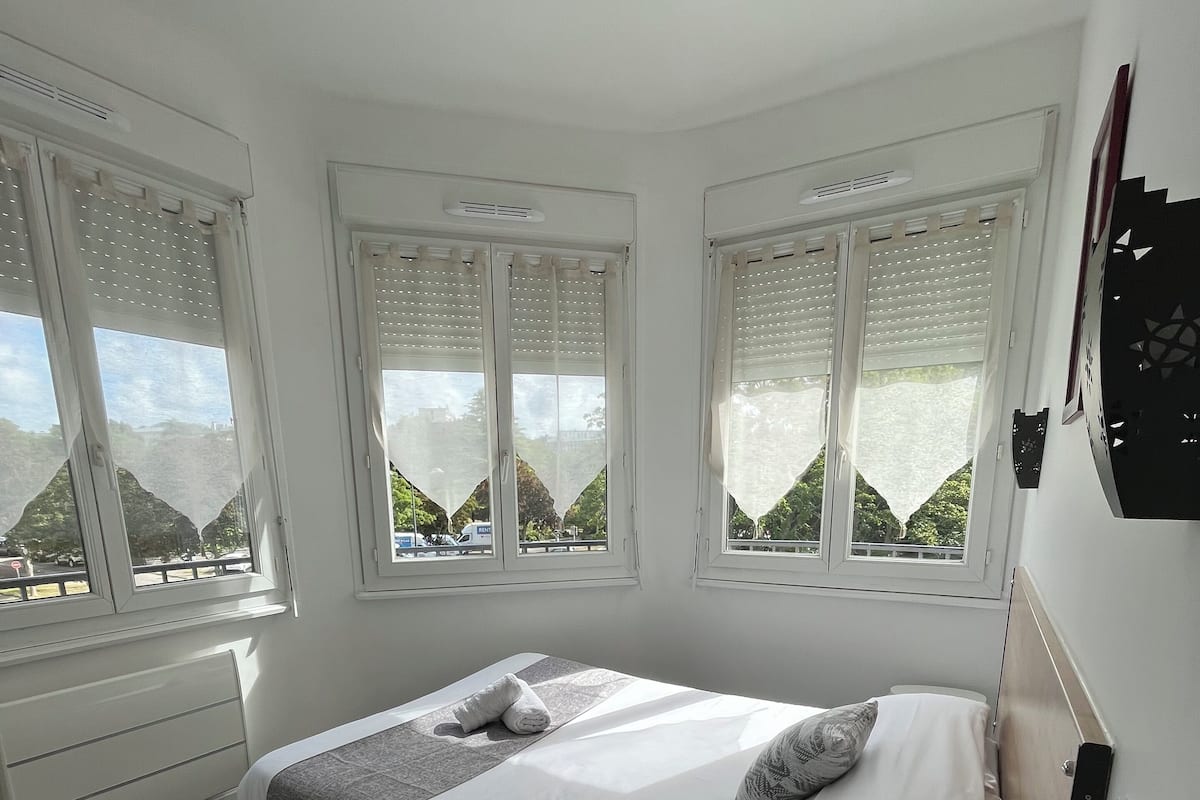Classic Double Room | Premium bedding, desk, free WiFi, bed sheets