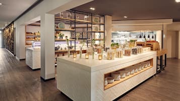 Morgenmadsbuffet hver dag (22.50 EUR pr. person)
