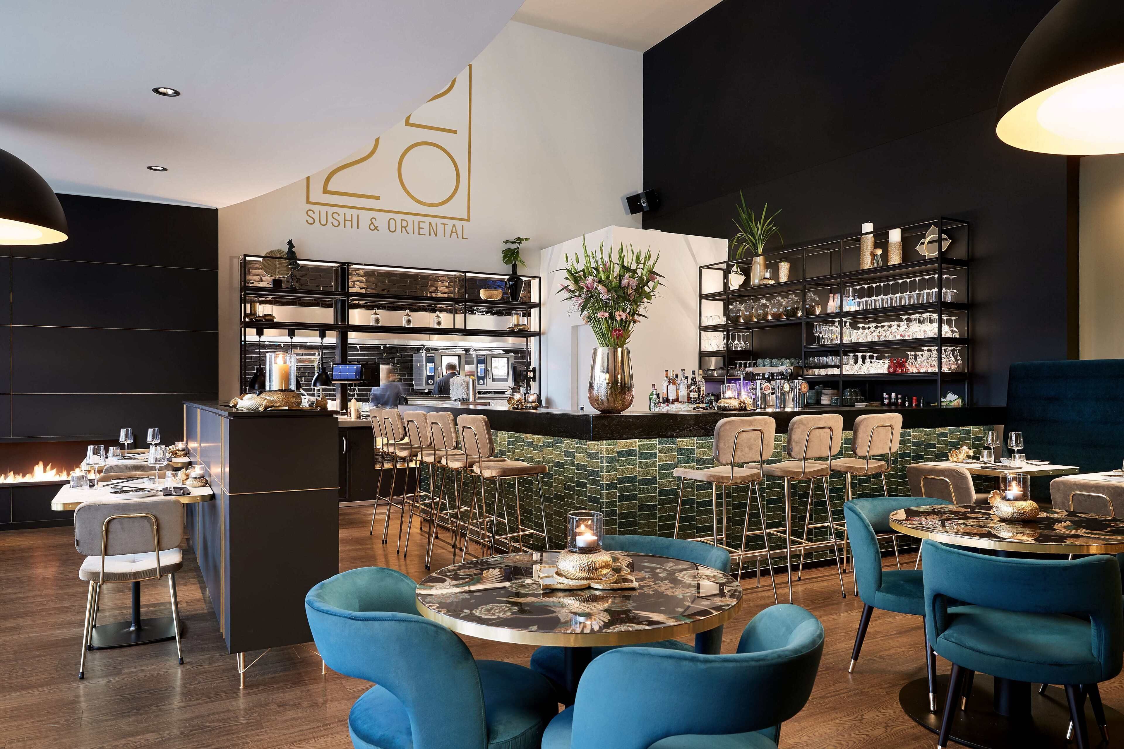 4 restaurants, breakfast, lunch, dinner served; pan-asian cuisine