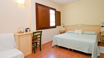 Double Room | Frette Italian sheets, premium bedding, down comforters