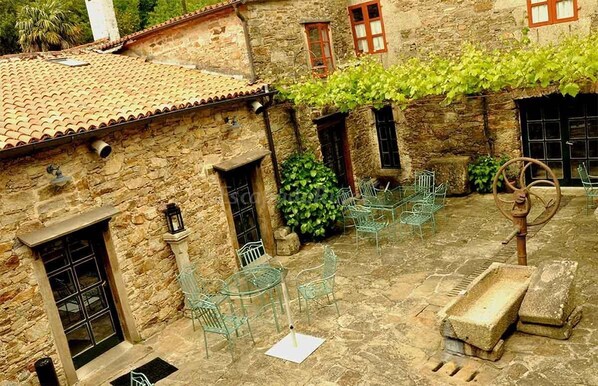 Property entrance - San Nicolas (Santiago de Compostela)