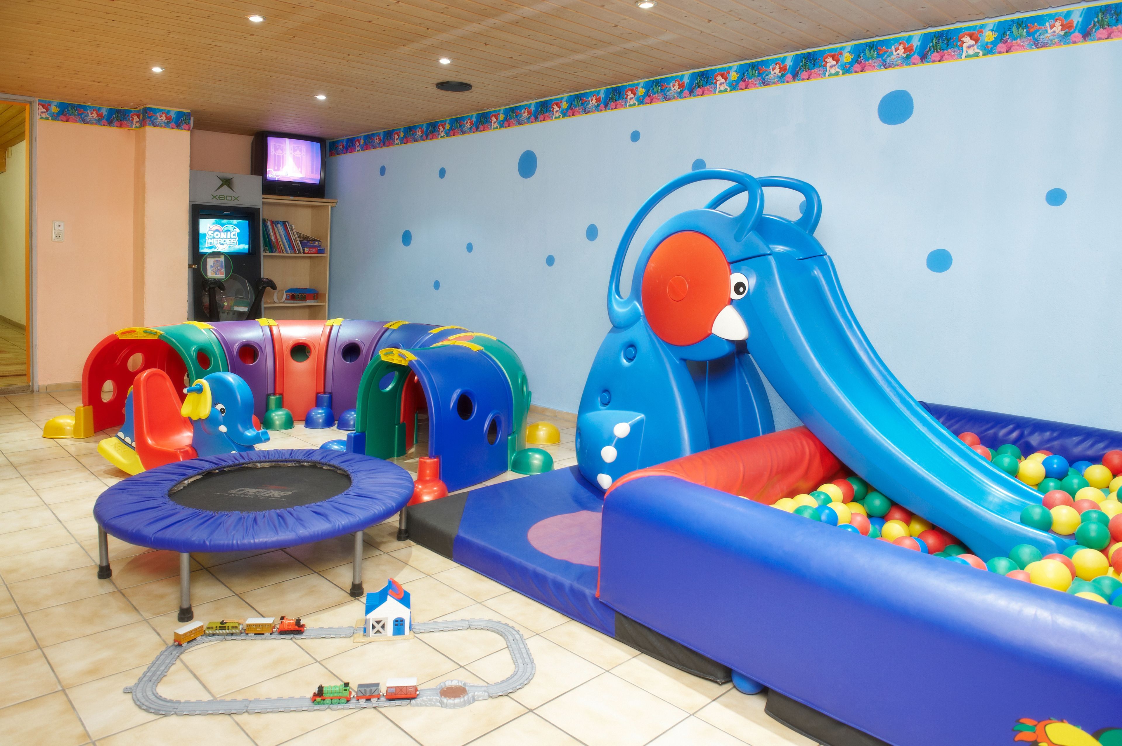 children’s play area – indoor