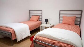 Quarto casal | Individualmente decorados, individualmente mobiliados