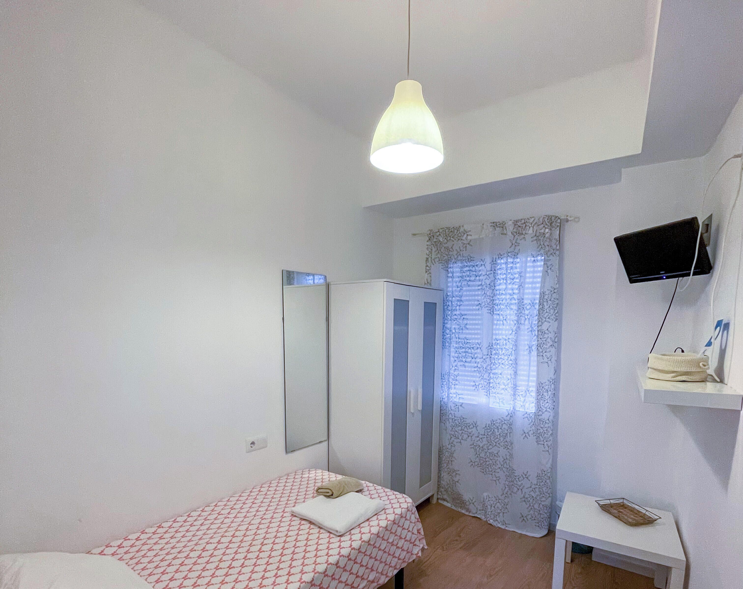 بديكورات فريدة لكل غرفة وطراز فريد لكل وحدة ومساحة عمل للكمبيوتر المحمول