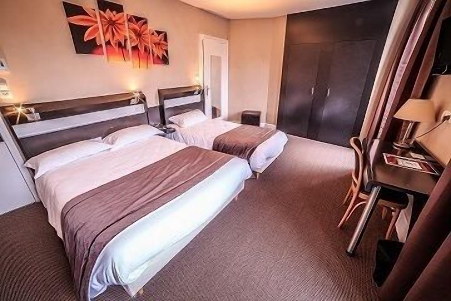 Foto - Logis Hotel des Bourbons Montluçon Climatisé