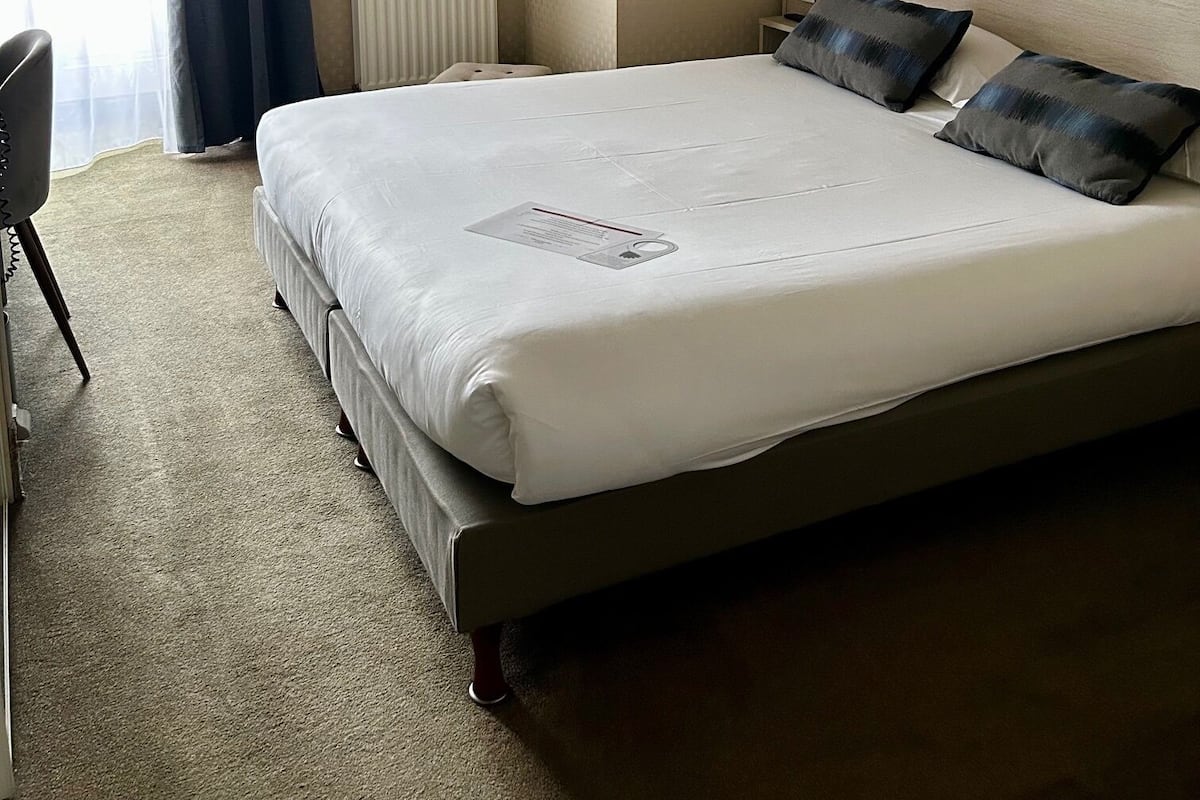 Comfort Double or Twin Room | Individually decorated, blackout drapes, soundproofing