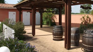 Property grounds - Hôtel d'Occitanie (Pont-du-Casse)