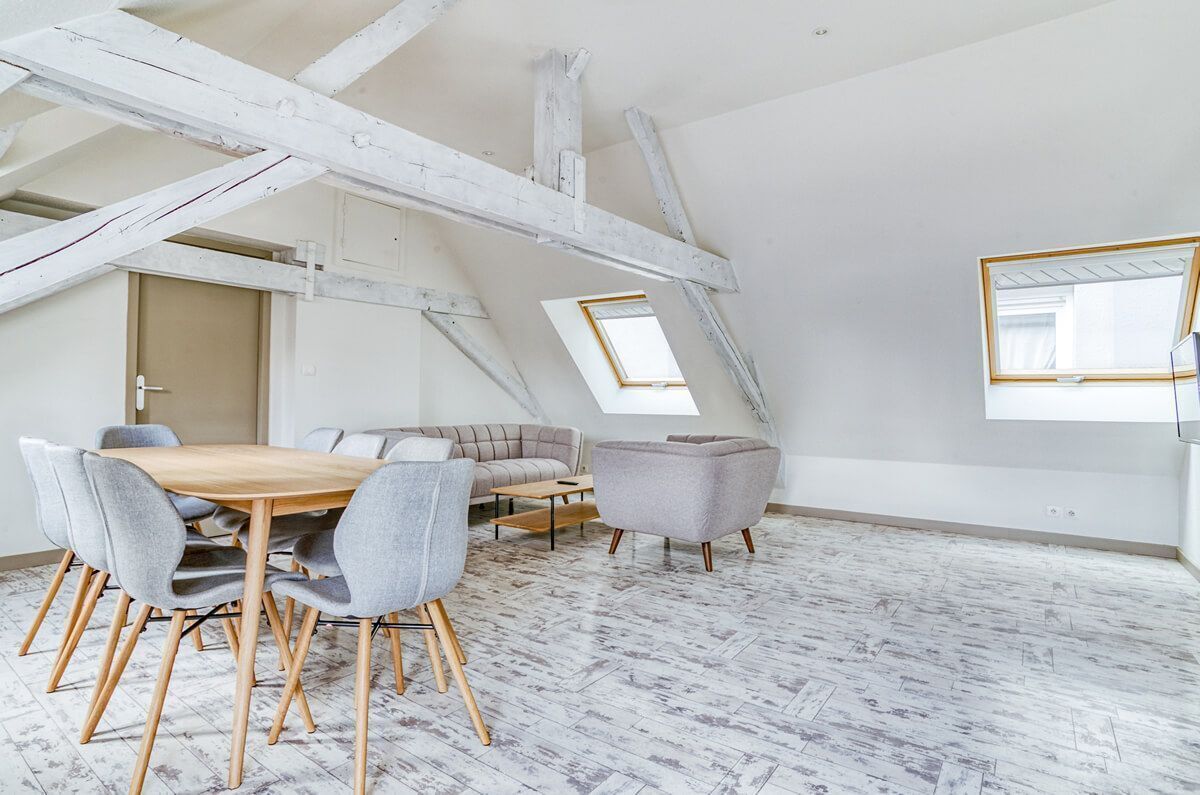 Studio suite | Een bureau, gratis wifi, beddengoed