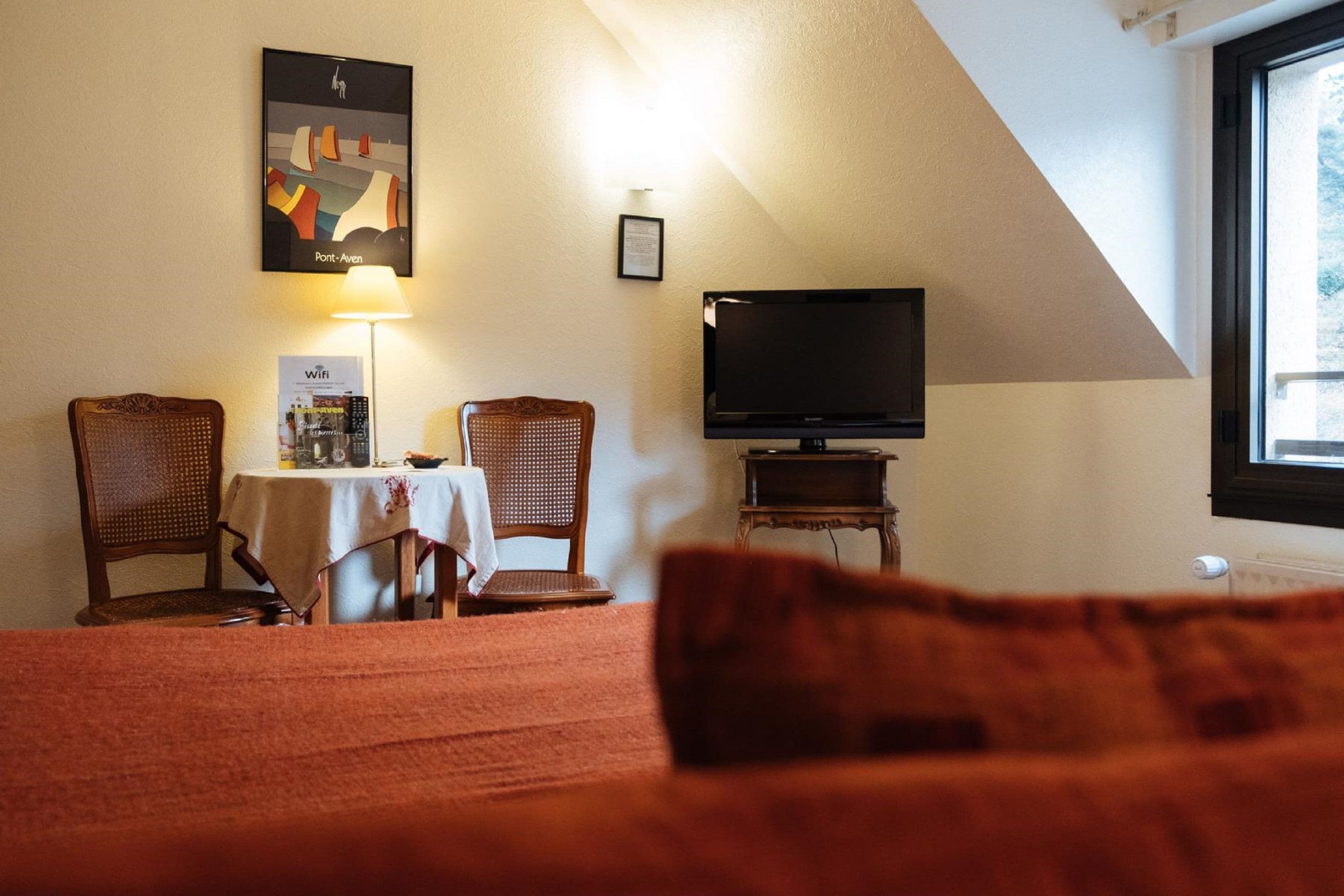 double room, river view | in-room safe, soundproofing, free wifi