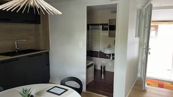Suite Studio Confort (ChaumiÚre) | Coffres-forts dans les chambres, chambres insonorisées, Wi-Fi gratuit