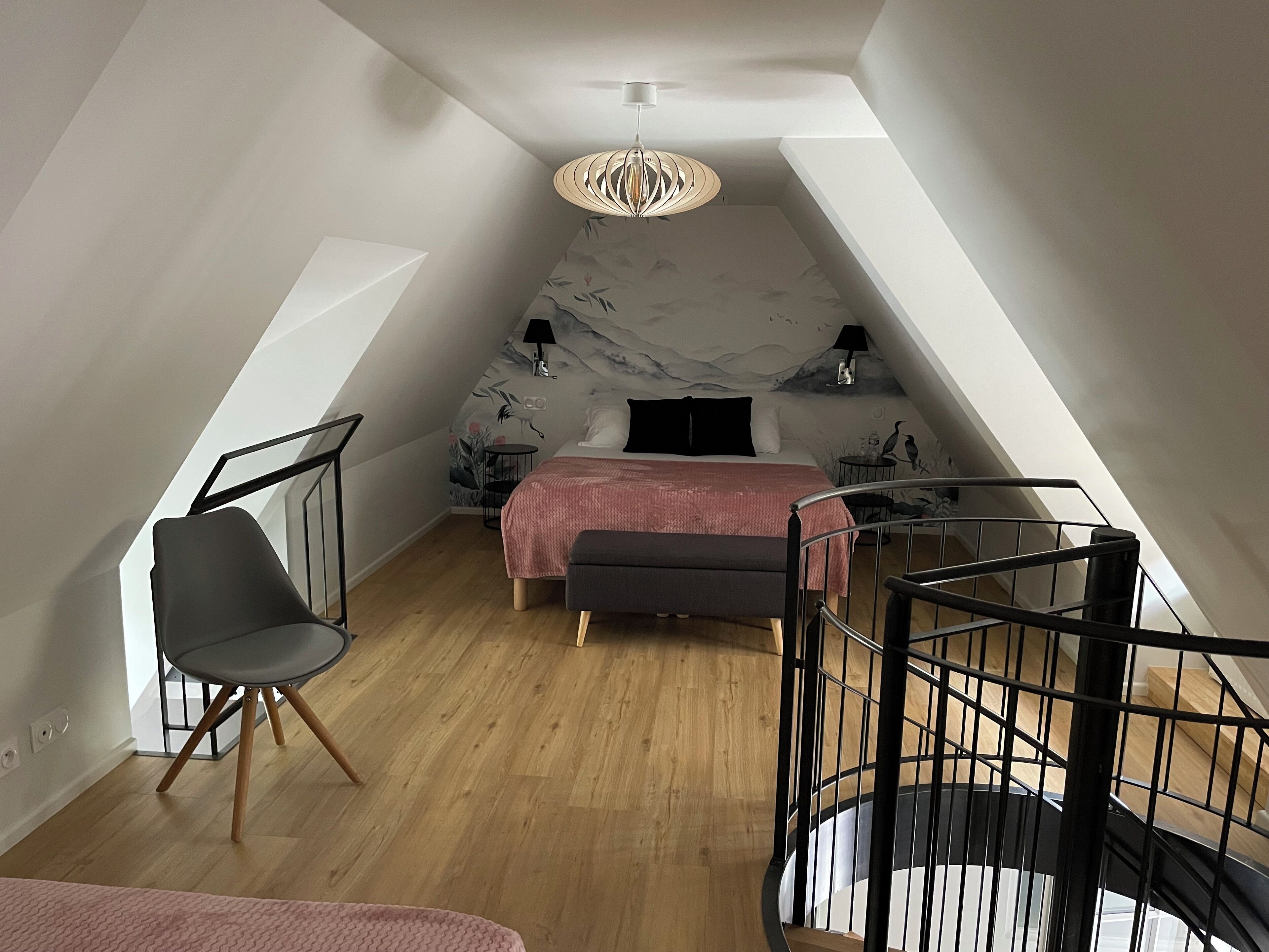 comfort studio suite (chaumière) | in-room safe, soundproofing, free wifi