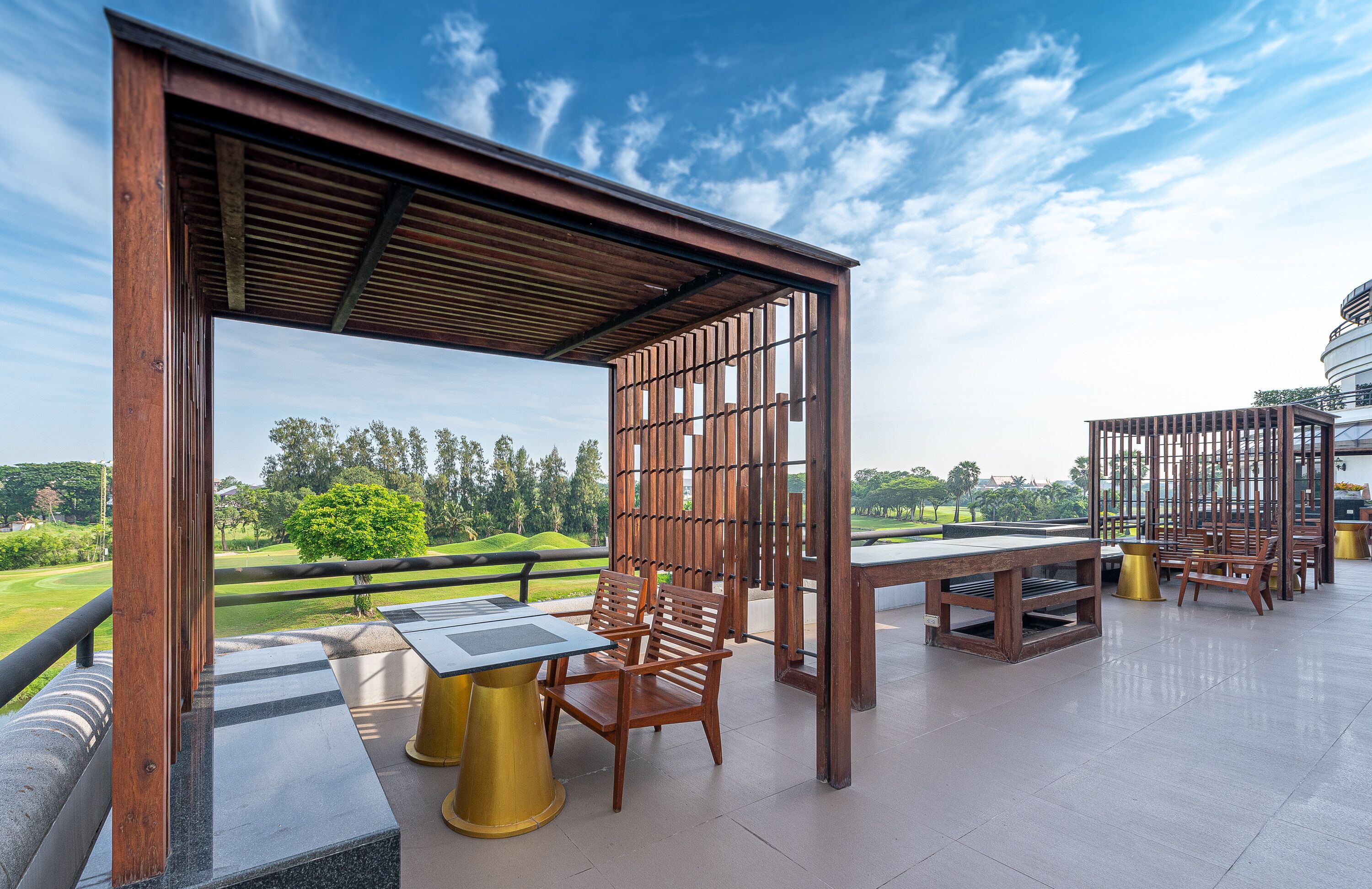 บริเวณภายนอก