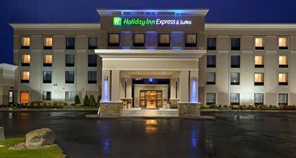 Holiday Inn Express Hotel & Suites Malone, an IHG Hotel