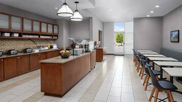 Free daily buffet breakfast
