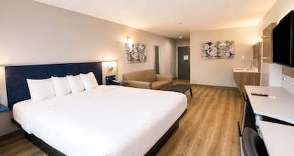 Microtel Inn & Suites by Wyndham Macon