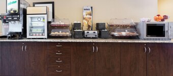 Microtel Inn & Suites by Wyndham Macon
