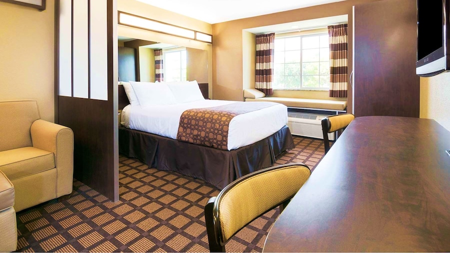 Microtel Inn & Suites by Wyndham Macon