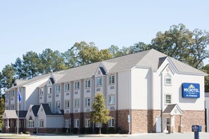 Exterior - Microtel Inn & Suites by Wyndham Macon (Macon)