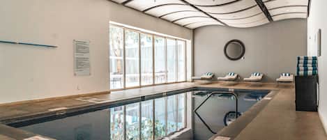 Piscine couverte