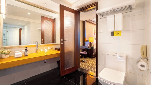 Ảnh chưa phân loại, 1 trong số 71 ảnh, nút