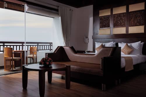 Arabian Sea View Room | 1 bedroom, premium bedding, pillow-top beds, minibar