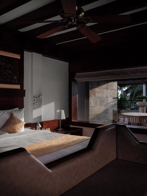 Deluxe Room, 1 Bedroom | 1 bedroom, premium bedding, pillow-top beds, minibar - Gokulam Grand Turtle On The Beach (Neyyattinkara)