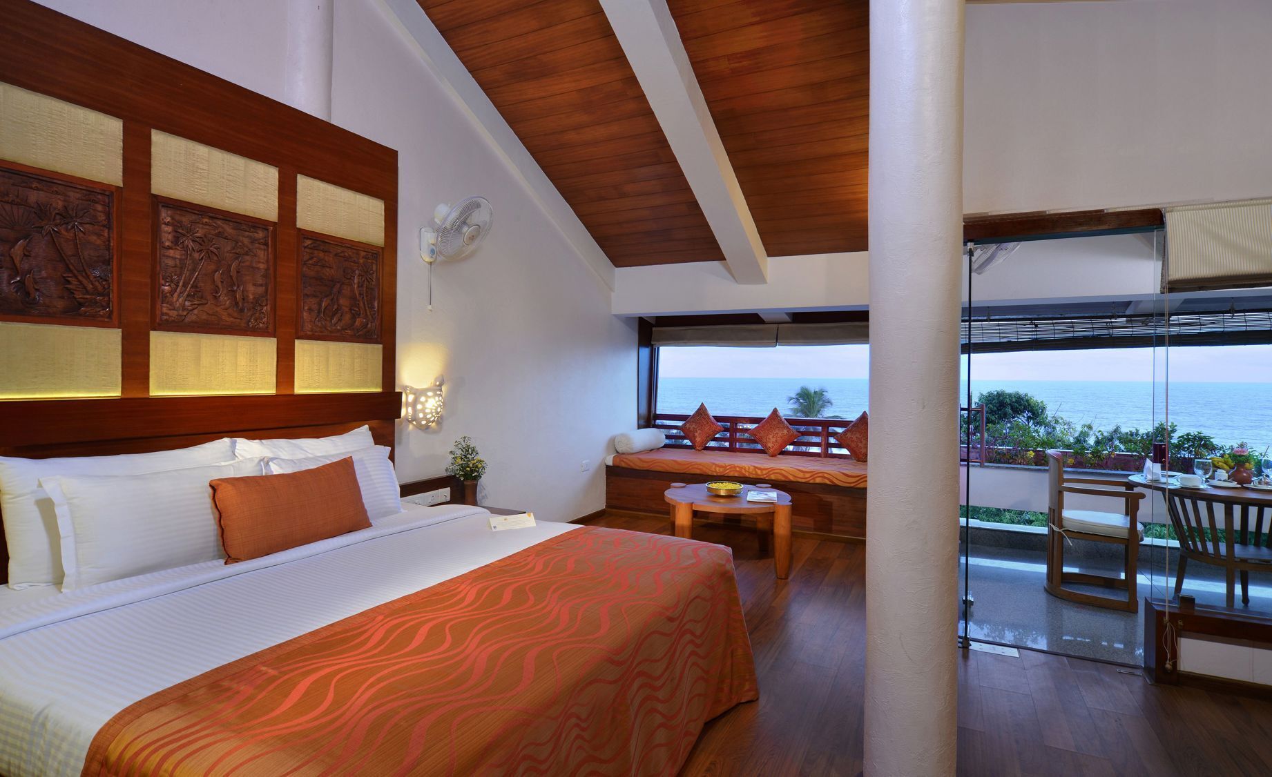 1 soverom, sengetøy av topp kvalitet, senger med overmadrass og minibar